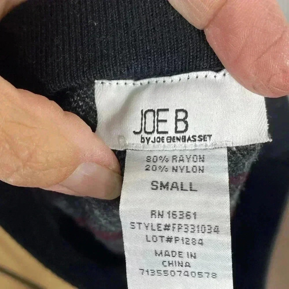 Joe B by Joe Benbasset Black, Silver & Red, Small Fair Isle Mini Sweater Skirt. - Picture 5 of 8